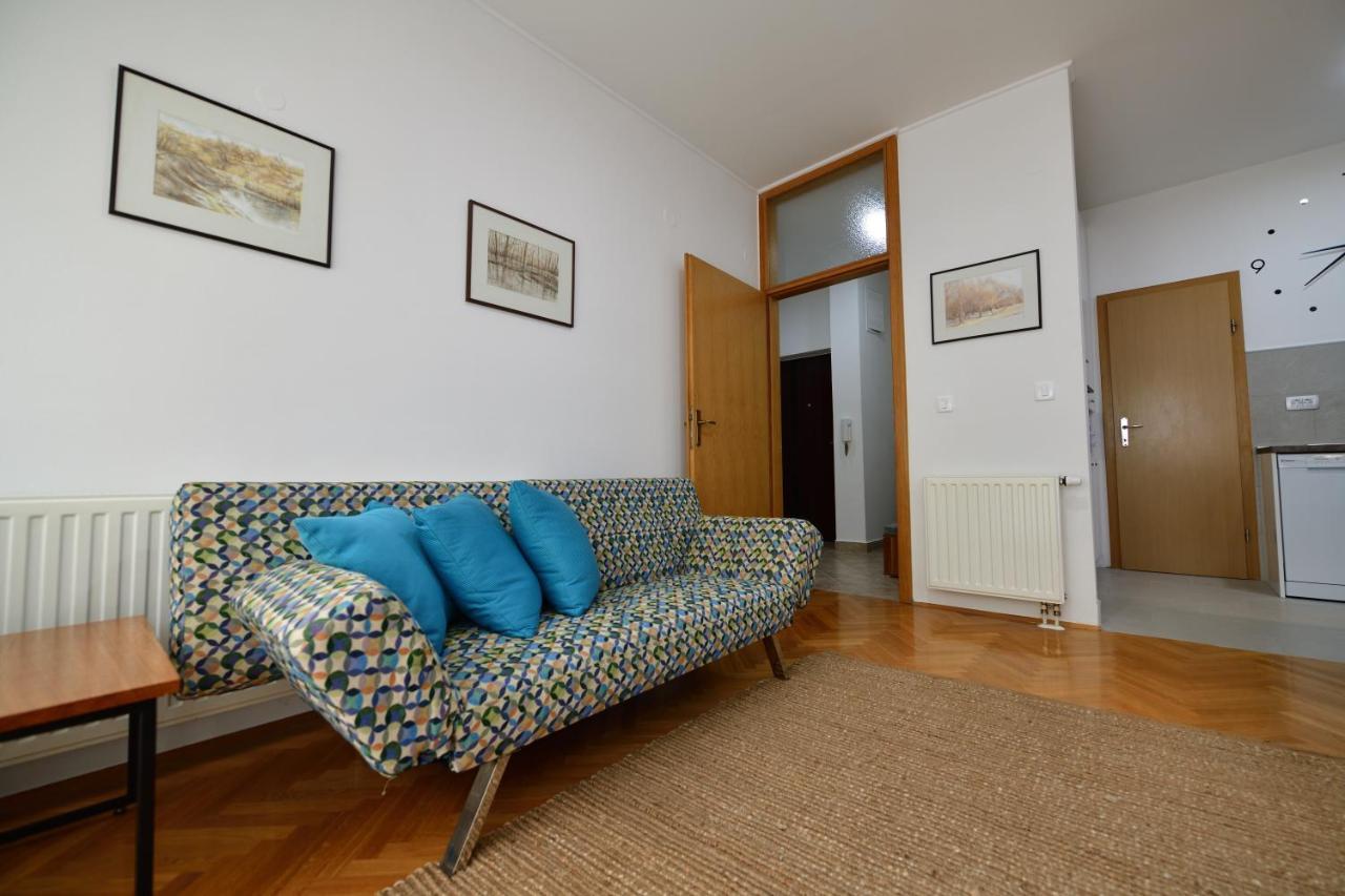 Apartman Miran Osijek Exteriör bild